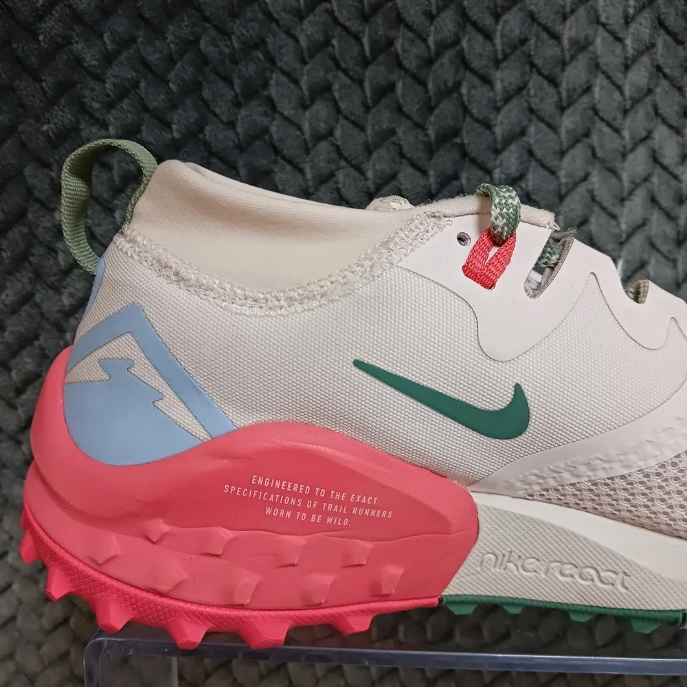 Nike Wildhorse 7 Light Soft Pink Magic Ember Women's Trail Running Shoes Sz 10.5